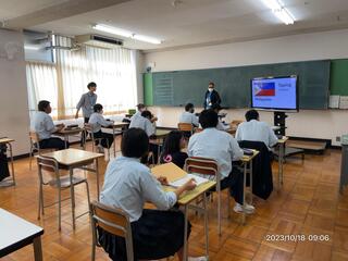 英語 外国人講師来校