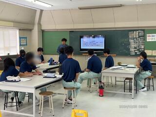 1年 清掃（階段清掃）