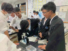 241023【写真】インドネシア学校交流(ASSALAAM SUKOHARJO) (4).JPGのサムネイル画像