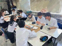 240607【写真】授業の風景25（１年「家庭基礎」、おむつを科学する） (4).JPGのサムネイル画像