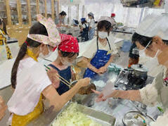 240825【写真】家庭部活動報告（小さな料理人計画スタッフ） (3).JPGのサムネイル画像