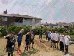 260525【写真】授業の風景㉑（２年「まちづくり」、宙いもプロジェクト（「みんなの畑」の土おこし）） (6).JPGのサムネイル画像