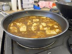 260713【写真】授業の風景㊿（３年「生活文化」、麻婆豆腐、芙蓉蟹、白飯、プーアル茶） (3).JPGのサムネイル画像のサムネイル画像