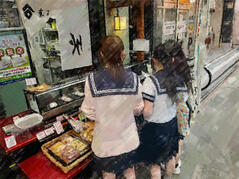260518【写真】授業の風景⑲（２年「まちづくり」、商店街Feel度Walk） (3).JPGのサムネイル画像