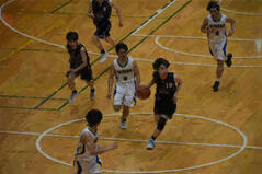 250504【写真】男子バスケットボール部(第80回大阪高等学校総合体育大会(vs阪南)) (5).JPGのサムネイル画像