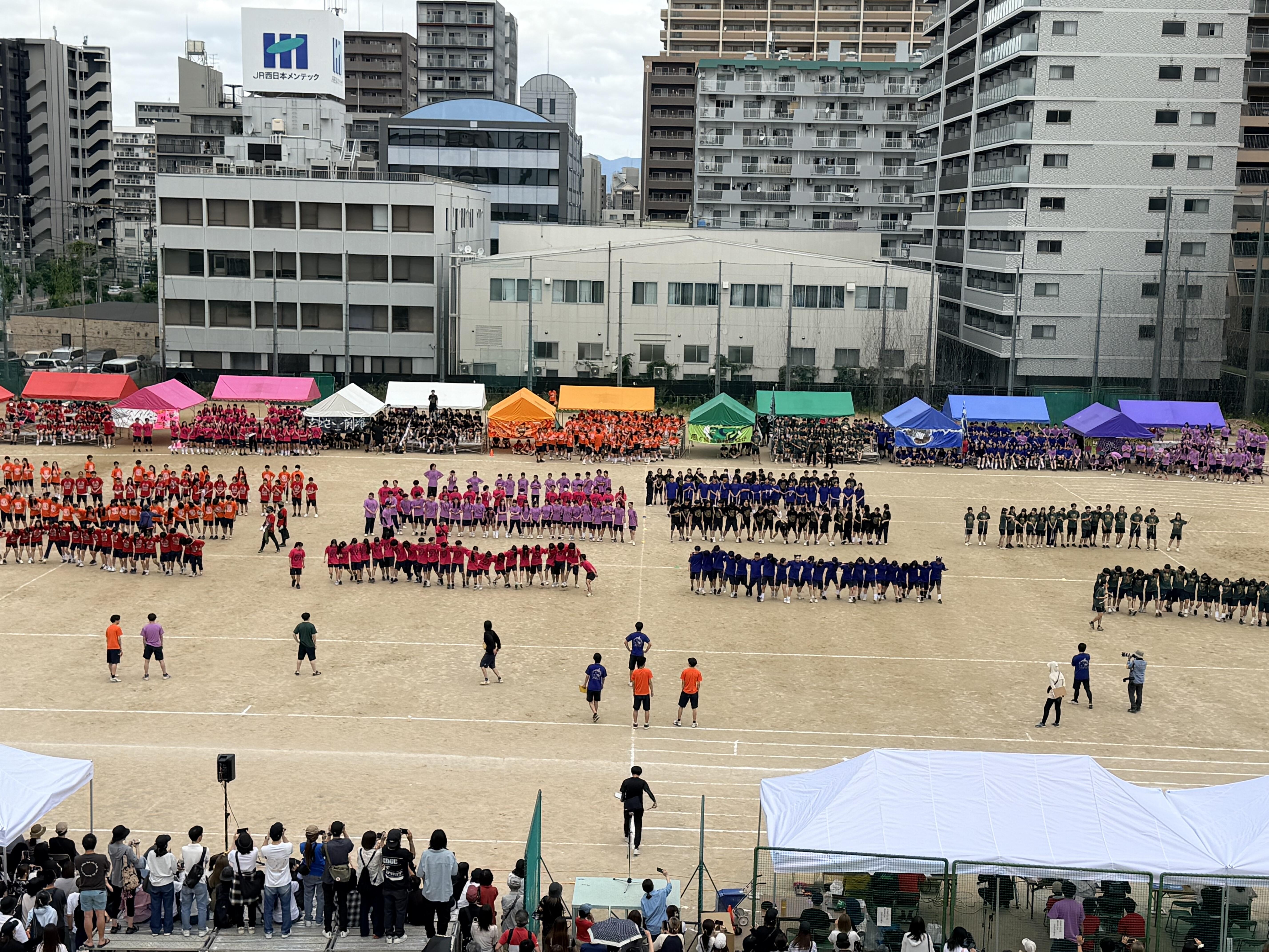 20人21脚.jpeg