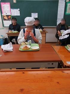 南視覚支援との交流 (8).JPG