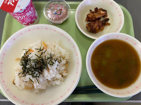 今日の給食 ひなまつり