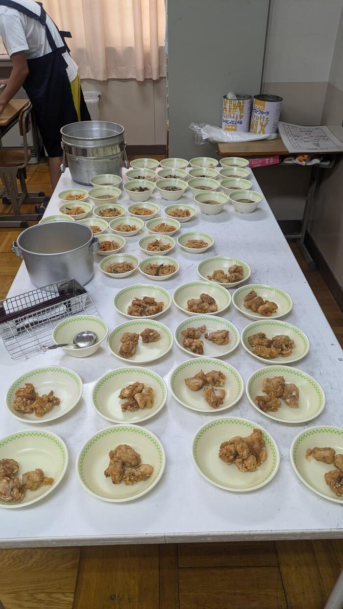 給食試食会②