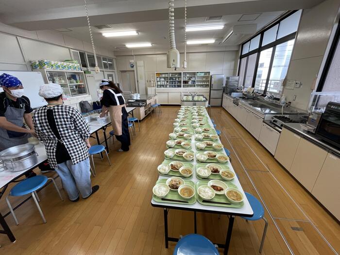 久々の給食試食会