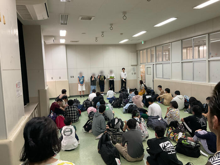 高３修学旅行「学校に戻ってきましたよー」
