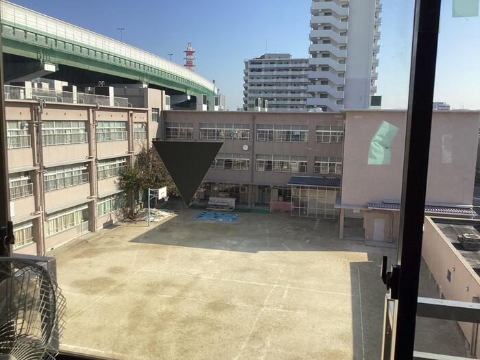 【高3生徒記事】高3の窓から見る運動場