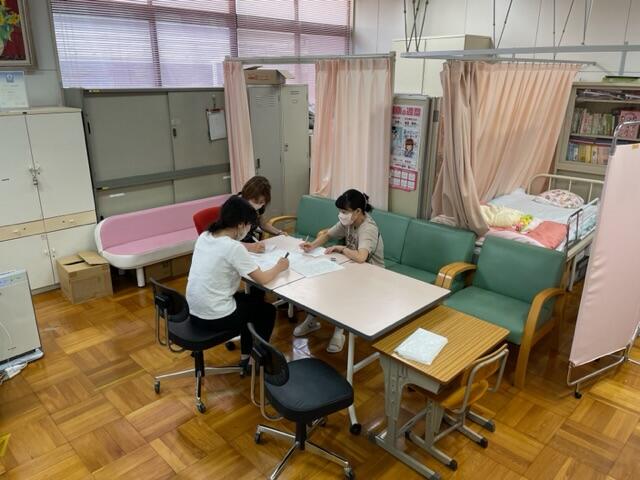 保健室の先生もワークショップ研修