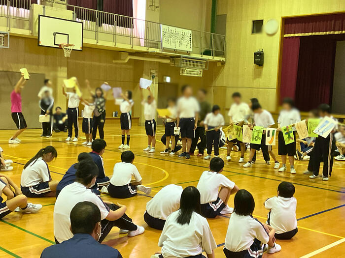 職場体験学習報告会 先輩から後輩へバトンをつないで