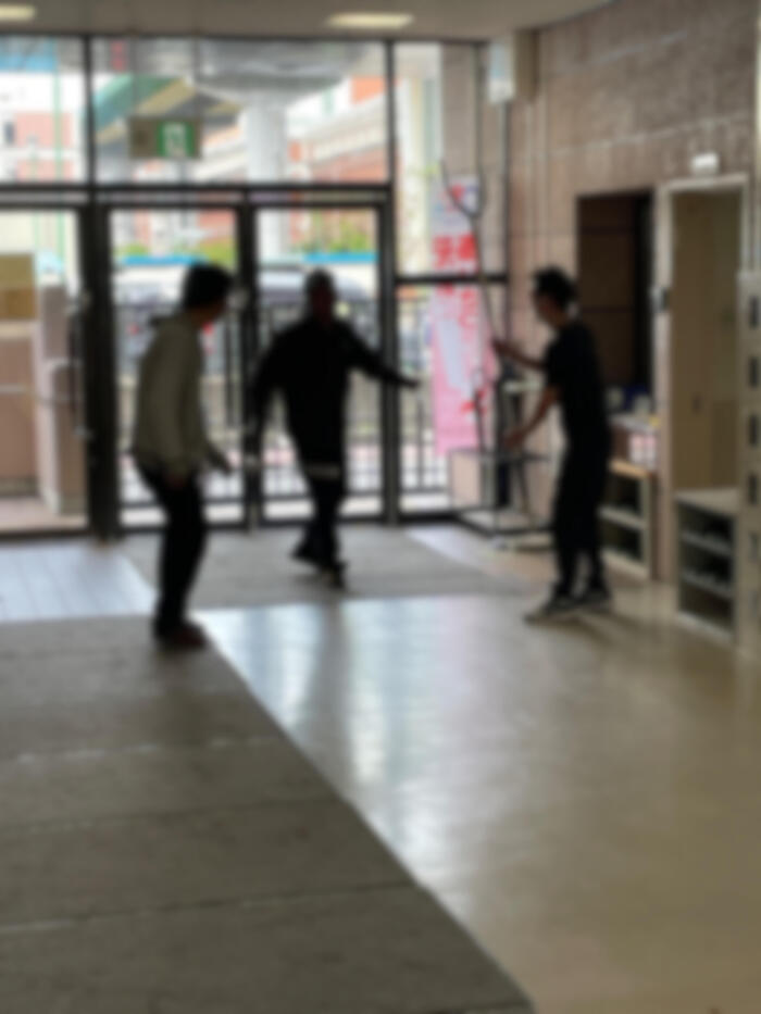 不審者対応訓練。