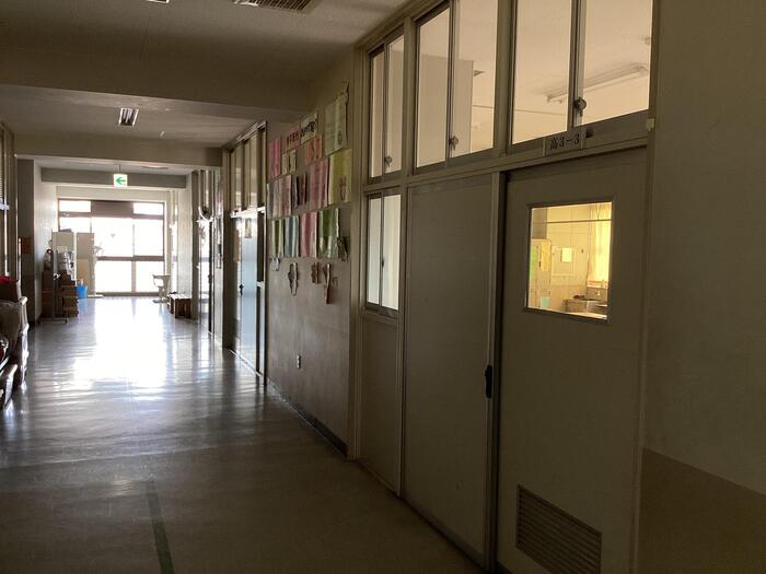 高3修学旅行「校舎は寂しそうです」