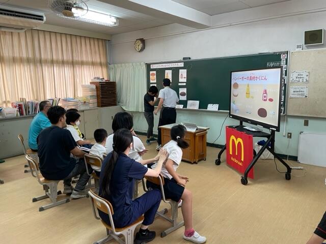 みんな大好きハンバーガー。