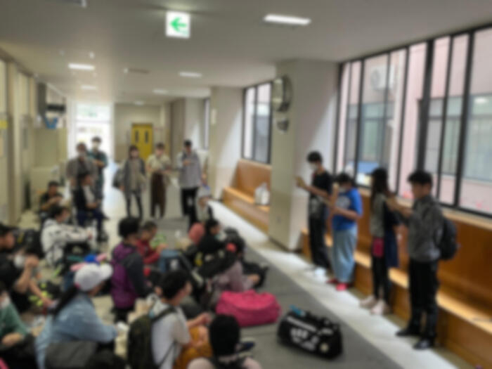 帰校式ーたくさんのお土産をもって帰ってきました。