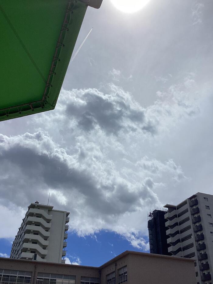 「高３生徒記事」🌤️夏のくもの空🌤️