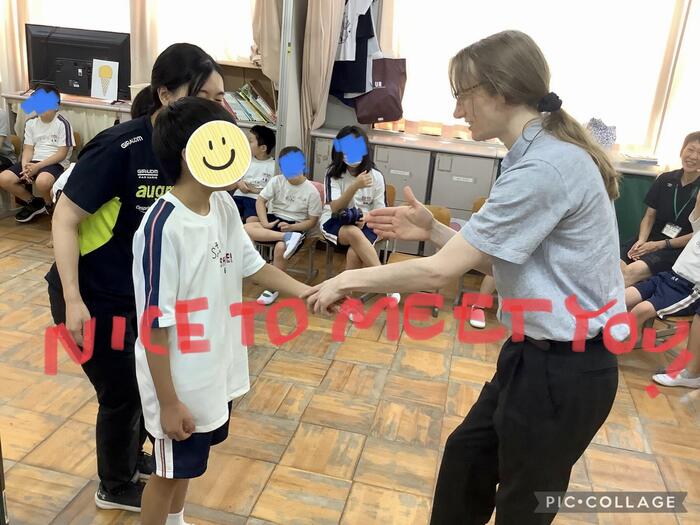 Shake hands❤️❤️❤️