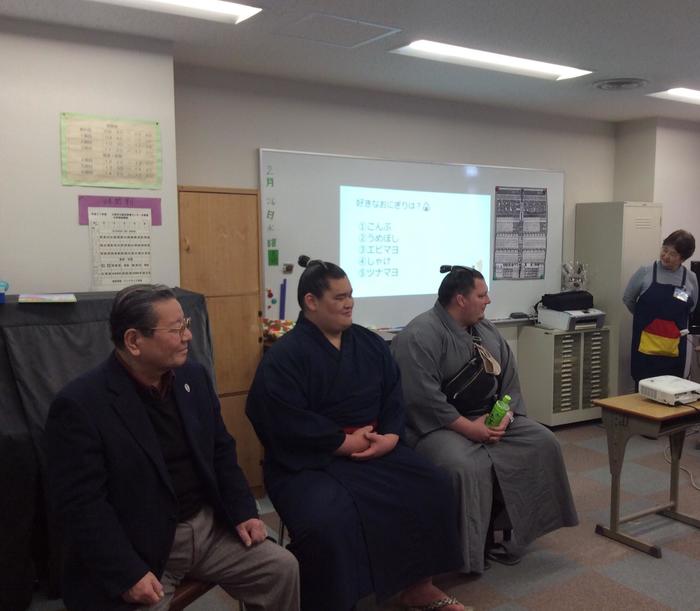 大阪市立総合医療センター分教室「あそぼっくる」