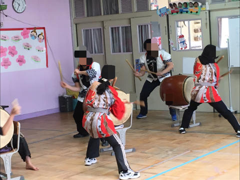 小学部 和太鼓の発表