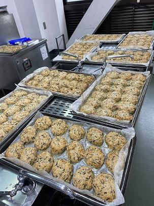 給食の紹介 手作り豆腐ハンバーグ