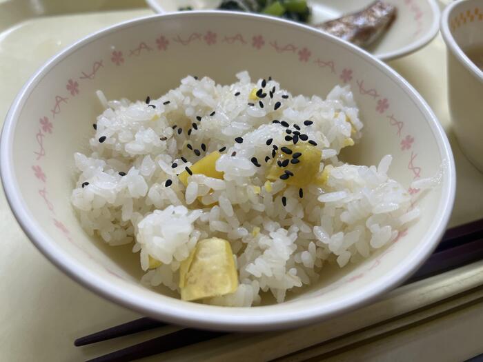 【給食】栗ご飯