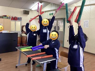 中学部１年生 Ｃ班の音楽では、音符と休符、音階の学習を行っています。