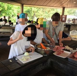 【中学部2年】宿泊学習 「昼食作り」