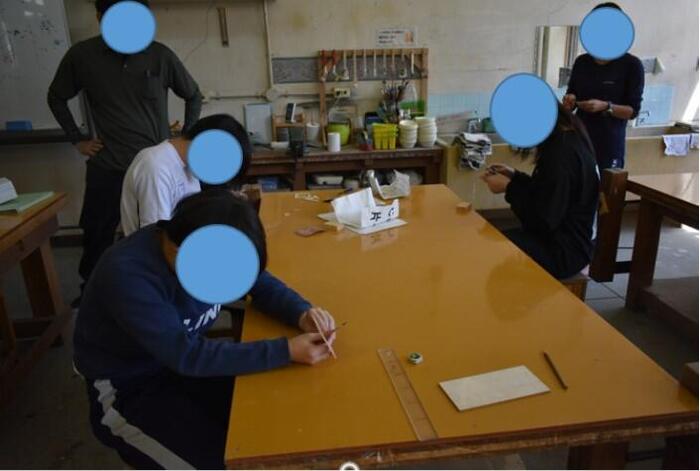 高等部1年生 作業（木工）