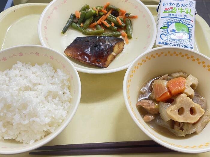 【給食】大阪地場産食材〈河内れんこん〉