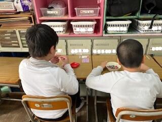 小学部 朝の学習風景