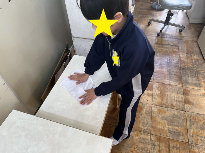【小学部２年】大掃除をしました。