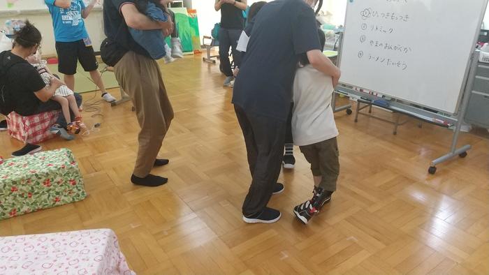 肢体部門小学部おんがくの授業