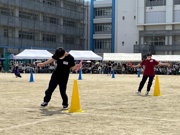 012.jpg