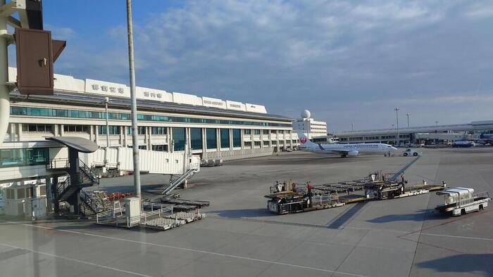 那覇空港を出発しました。