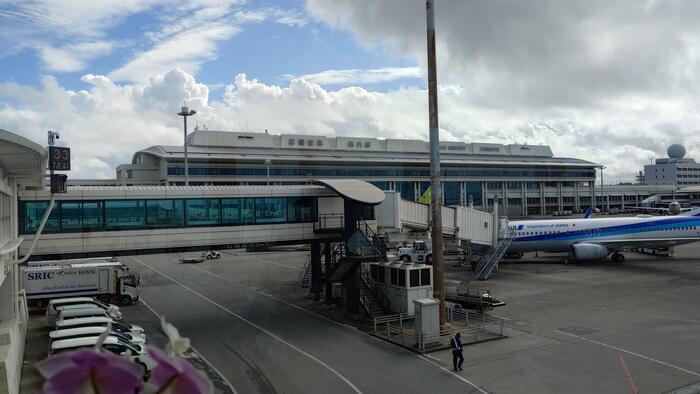 沖縄 那覇空港に到着しました。