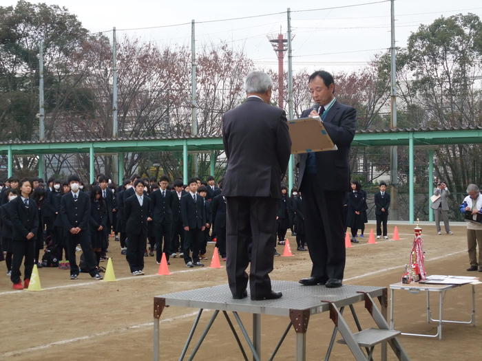 1222 終業式で感謝状を