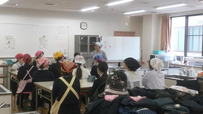 1219 家庭科部、食育リーダー養成研修受講