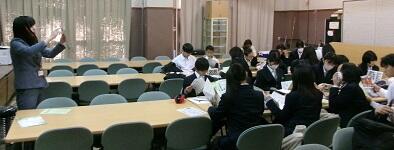 1/19(金)茨木市立東雲中学校来校