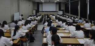 ８／１９（金）３年生「指定校説明会」を実施