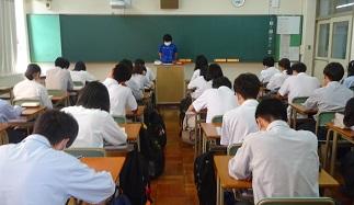 8/7(金)1学期終業式を実施