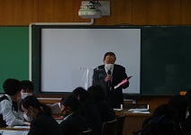 ４／１６（金）２・３年生希望者対象 進路別講演会 を実施