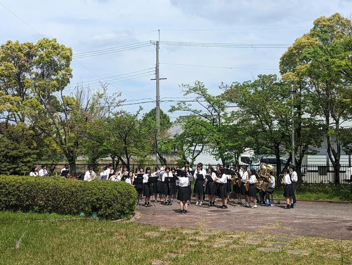 【昼休み】吹奏楽部の昼コン開催