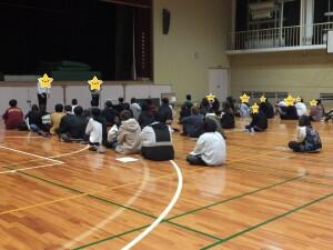 全校集会