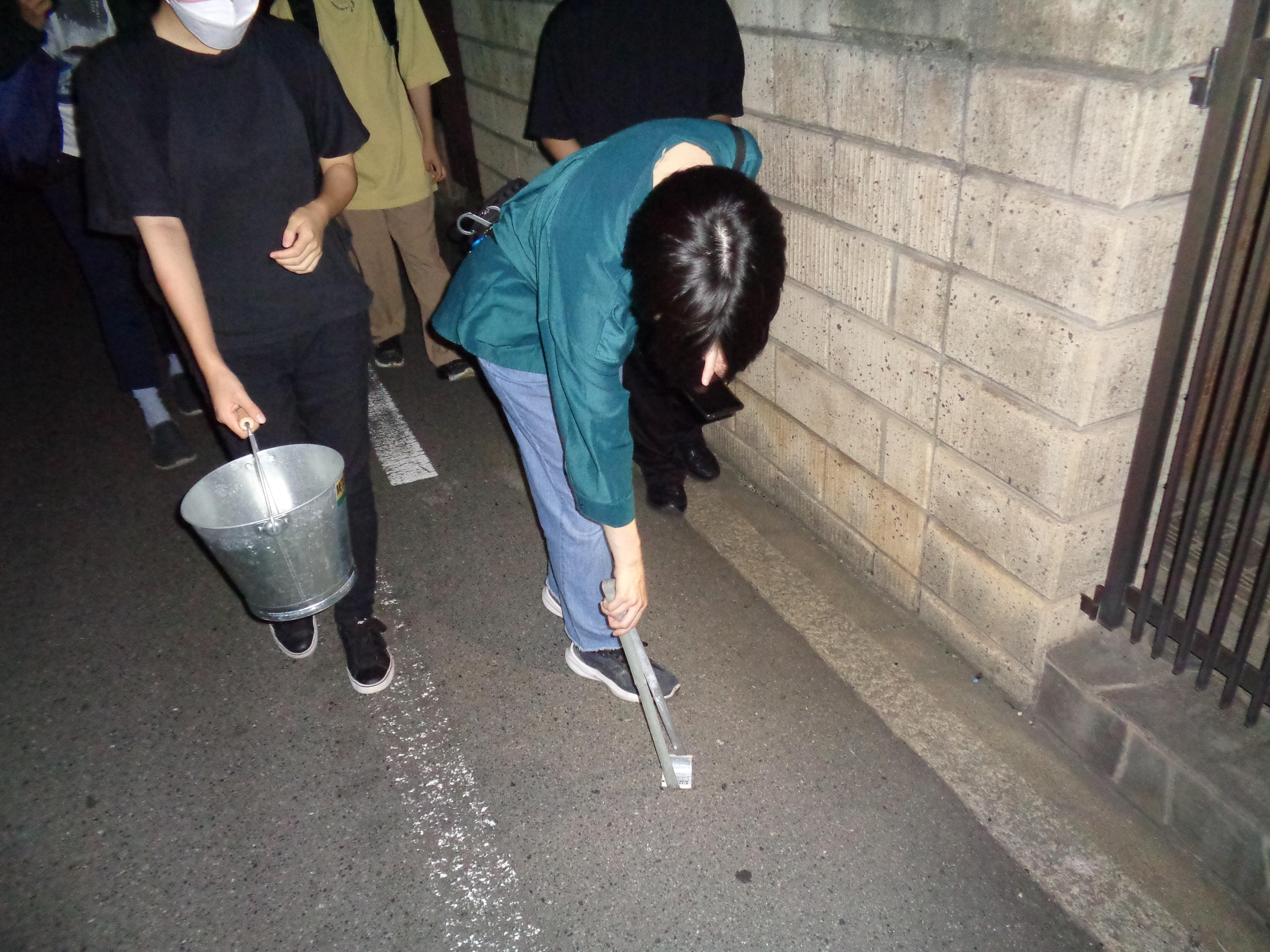夜回り清掃④.JPG