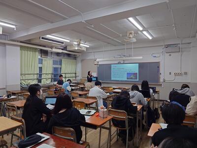 【授業の様子】総合的な探究の時間（３年生）