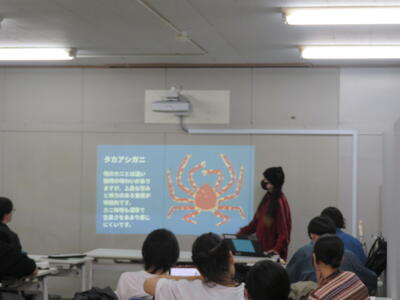 【授業の様子】総合的な探究の時間（３年生）