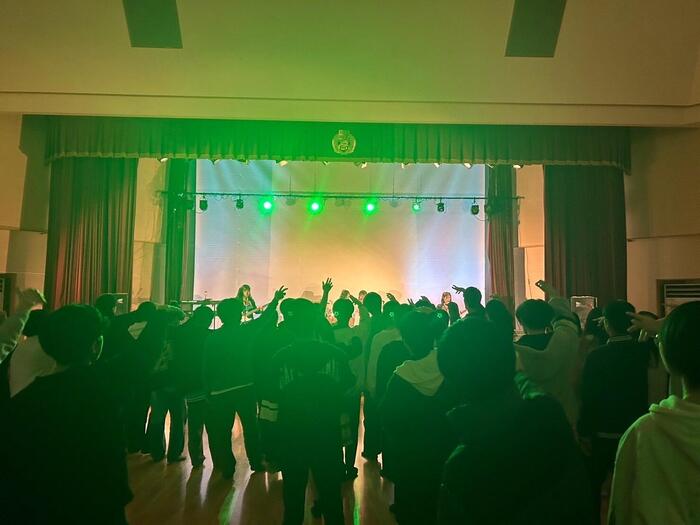 非正規ライブ